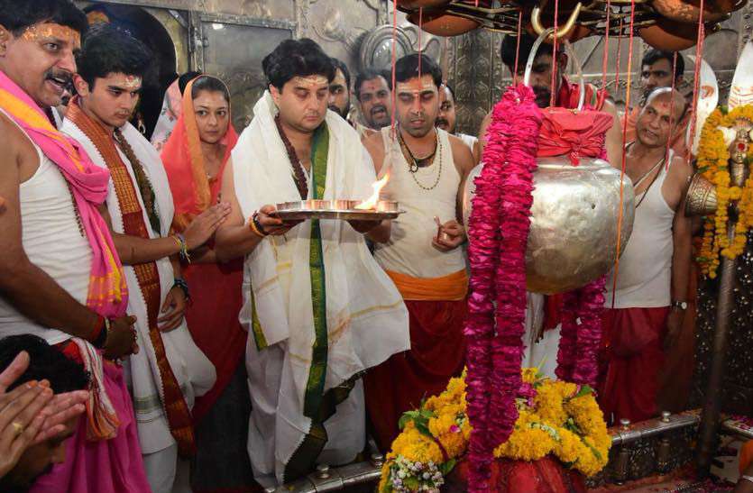8_1.jpg 'हनुमान जी की भक्ति' के लिए बीजेपी विधायक ने सिंधिया को लिखा था पत्र, कांग्रेस MLA ने दिया करारा जवाब