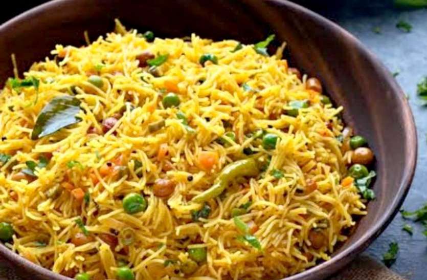 HEALTHY RECIPE HEALTHY RECIPE : कुछ नमकीन हो जाए...ऐसे बनाएं नमकीन सेवैयां