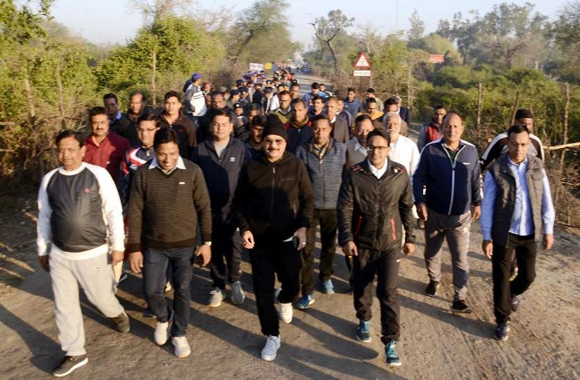 भाषण प्रतियोगिता अजय सिंह पहले, शिप्रा सिंह दूसरे व अल्का सिंह ने पाया तीसरा स्थान भाषण प्रतियोगिता अजय सिंह पहले, शिप्रा सिंह दूसरे व अल्का सिंह ने पाया तीसरा स्थान