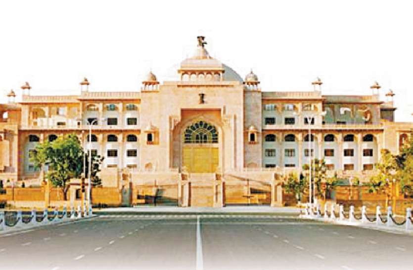 विधानसभा में गूंजा चिकित्सकों की प्रतिनियुक्ति का मामला विधानसभा में गूंजा चिकित्सकों की प्रतिनियुक्ति का मामला