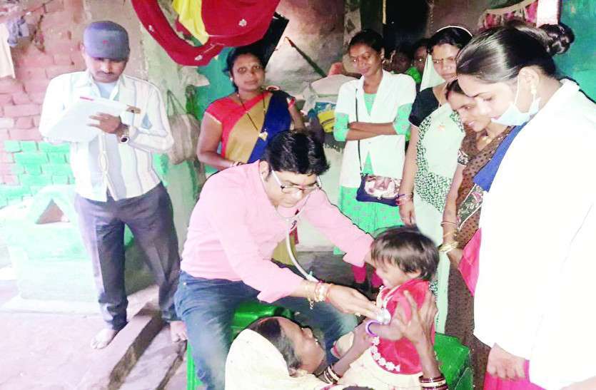 रायपुर : अब राशन कार्ड से 65 लाख परिवारों को मिलेगी उपचार सुविधा,सीएम भूपेश की पहल रायपुर : अब राशन कार्ड से 65 लाख परिवारों को मिलेगी उपचार सुविधा,सीएम भूपेश की पहल