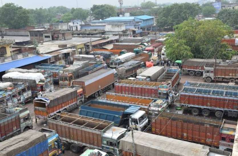 कोरोना की दहशत में छत्तीसगढ़ का सप्लाई चेन कोरोना की दहशत में छत्तीसगढ़ का सप्लाई चेन