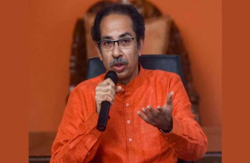 Uddhav thackeray शिवसेनाः गुलाम मानसिकता की शिकार है बीजेपी, ट्रंप के लिए छुपाई जा रही है गुजरात की गरीबी