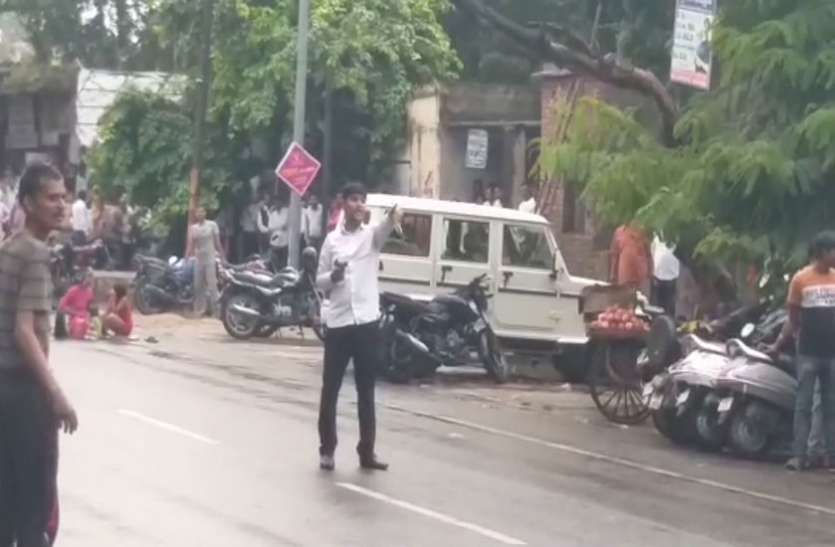 सिरफिरे युवक पर एनएसए की कार्रवाई सिरफिरे युवक पर एनएसए की कार्रवाई