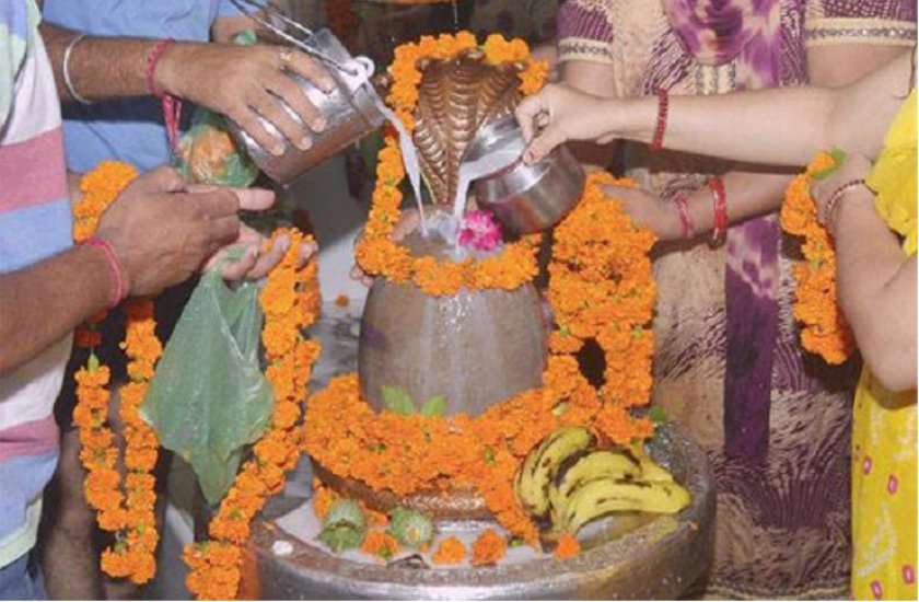 Mahashivratri : श्री शिव चालीसा पाठ