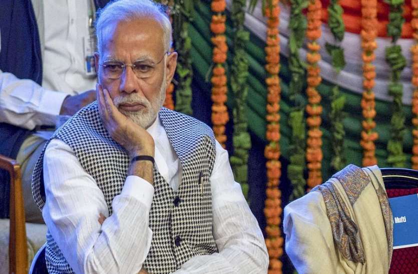 PM Modi PM Modi का AMU के कार्यक्रम में शामिल होना गर्व की बात नहीं, जानिये किसने कहा