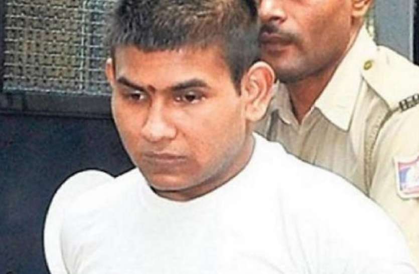 nirbhya_case_vinay.jpg निर्भया केस: दोषी विनय ने तिहाड़ जेल की दीवार पर पटका सिर, मामूली चोटें