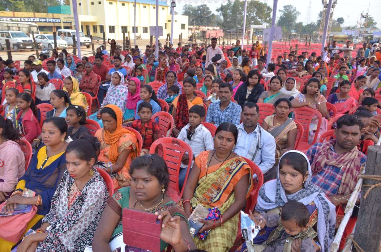 Pali Festival 2020: अरपा पैरी की धार... गीत से शुभारंभ हुआ पाली महोत्सव, सांस्कृतिक कार्यक्रमों की प्रस्तुति ने मोहा लोगों का मन