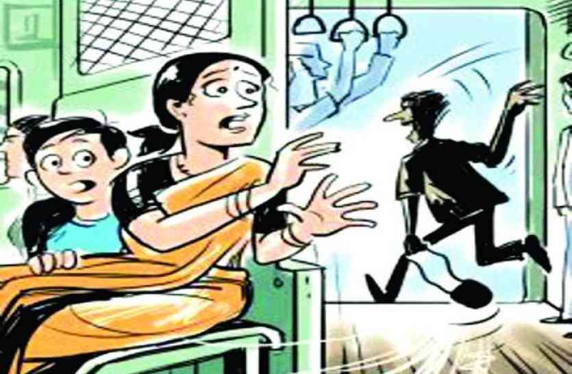 churu train news: चलती ट्रेन में ऐसे ले गए लाखों की नकदी, सोने-चांदी के आभूषण