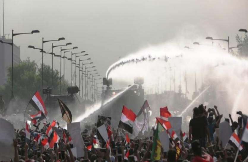 bagdad बगदाद: सरकार विरोधी प्रदर्शन में झड़प के दौरान 15 लोग घायल
