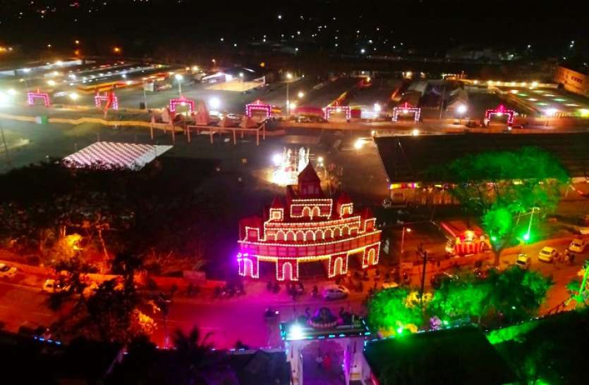kumbh_03.jpg पेशवाई के साथ मां नर्मदा गोकुम्भ का आगाज आज, दुनिया भर के सिद्ध संत होंगे शामिल