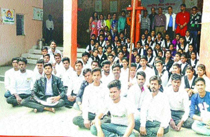 सफल जीवन के लिए अनुशासन जरूरी: पटैरिया सफल जीवन के लिए अनुशासन जरूरी: पटैरिया