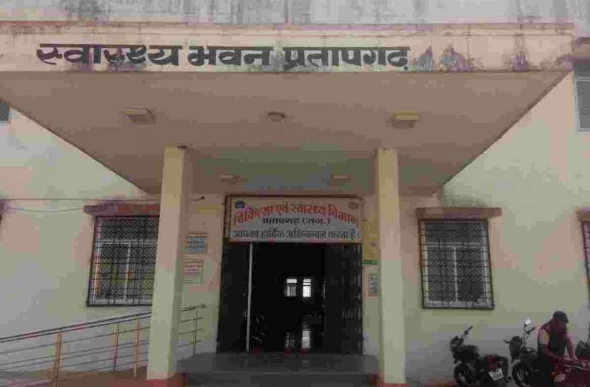 जिले में सवा सौ झोलाछाप गांव-गांव, ढाणी-ढाणी में कर रहे इलाज जिले में सवा सौ झोलाछाप गांव-गांव, ढाणी-ढाणी में कर रहे इलाज