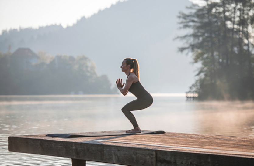 Yoga And Pranayam To Get Strong Muscles Yoga And Pranayam: इन योगासनों से मजबूत करें सिर से पांव तक की मांसपेशियां