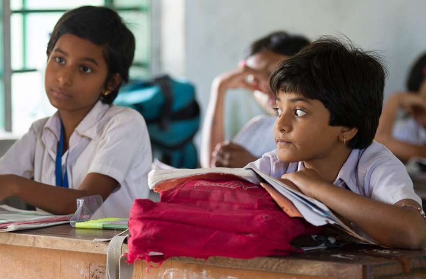 प्राइमरी और मिडिल स्कूलों में बच्चों को लू और चक्रपात की दी जाएगी जानकारी प्राइमरी और मिडिल स्कूलों में बच्चों को लू और चक्रपात की दी जाएगी जानकारी