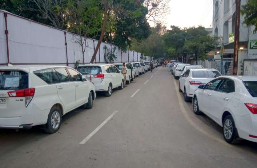 स्कूली बच्चों को न हो परेशानी इसलिए राष्ट्रपति ने बदल दिया अपने कार्यक्रम का समय स्कूली बच्चों को न हो परेशानी इसलिए राष्ट्रपति ने बदल दिया अपने कार्यक्रम का समय