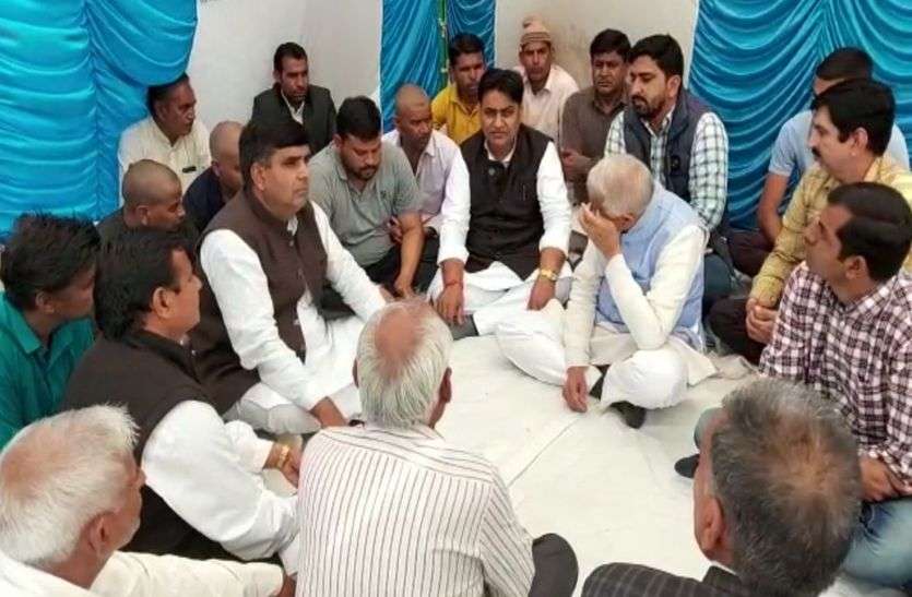 दिल्ली दंगा: शहीद रतनलाल के नाम से होगा गांव का स्कूल दिल्ली दंगा: शहीद रतनलाल के नाम से होगा गांव का स्कूल