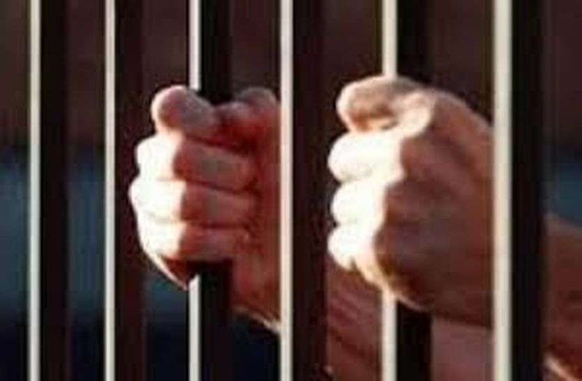 नकली का ऐसा खेल पर गिरोह का हो गया पर्दापाश नकली का ऐसा खेल पर गिरोह का हो गया पर्दापाश