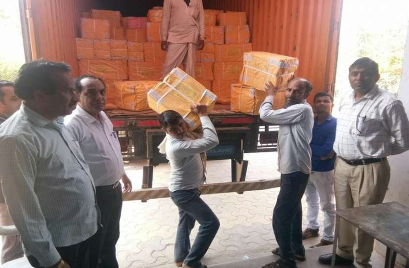 अब उत्तीर्ण होने से ही नहीं चलेगा काम, प्रथम श्रेणी के करने होंगे प्रयास अब उत्तीर्ण होने से ही नहीं चलेगा काम, प्रथम श्रेणी के करने होंगे प्रयास