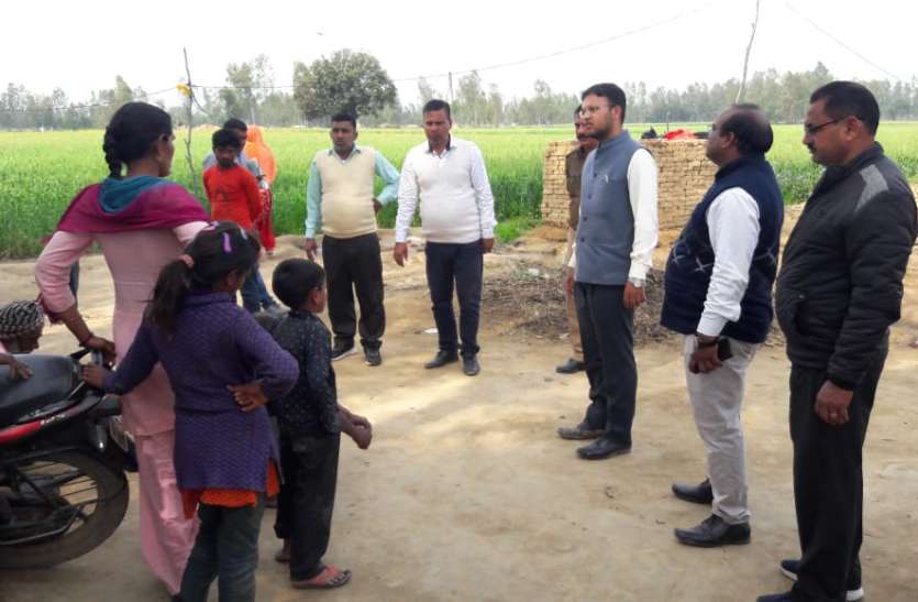 img-20200301-wa0017.jpg Rampur: इस IAS ने ईंट-भट्टों से छुड़ाए 50 बच्चे, अब कराएंगे पढ़ाई