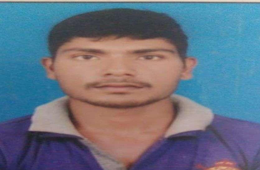 देवरोड़ के जवान ने सर्विस रायफल से खुद को गोली से उड़ाया देवरोड़ के जवान ने सर्विस रायफल से खुद को गोली से उड़ाया