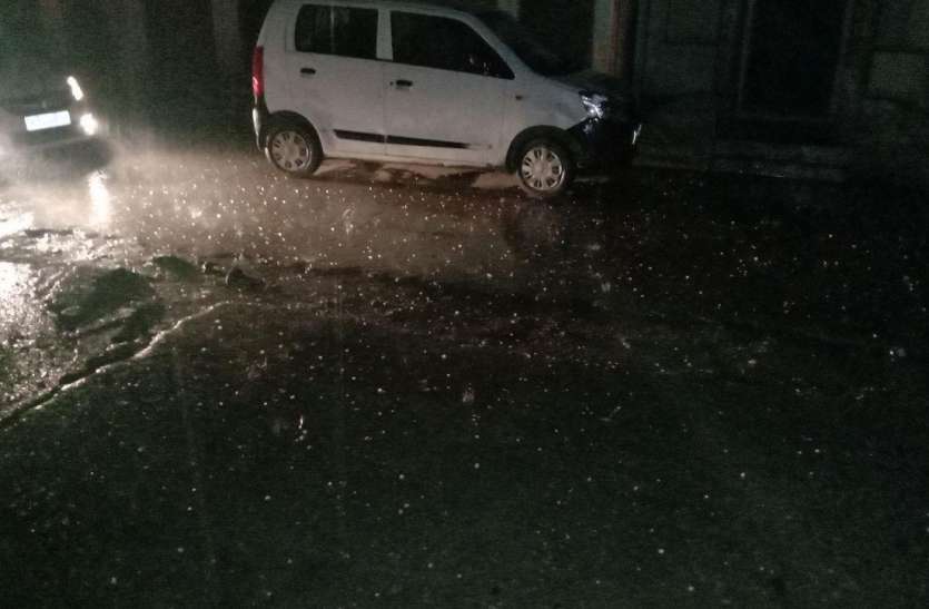 Rajasthan mousam बारिश के साथ गिरे बेर के आकार के ओले मौसम अपडेट: बारिश के साथ गिरे बेर के आकार के ओले