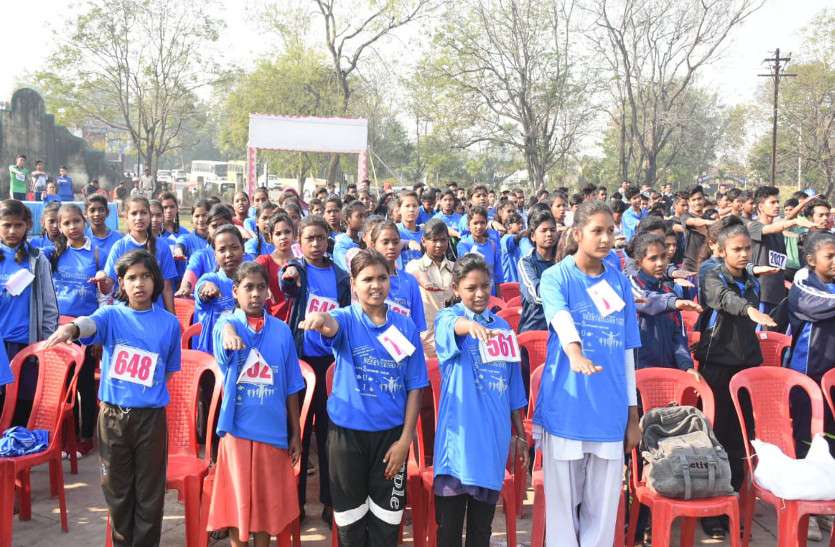 महापौर के साथ खिलाडिय़ों, स्कूली छात्र-छात्राओं समेत सैकड़ों लोगों ने ली स्वच्छता की शपथ