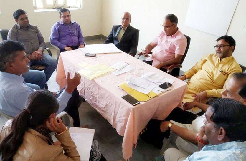 अस्पताल में सुविधाओं का होगा विस्तार, एमआरएस की बैठक में लिया निर्णय अस्पताल में सुविधाओं का होगा विस्तार, एमआरएस की बैठक में लिया निर्णय