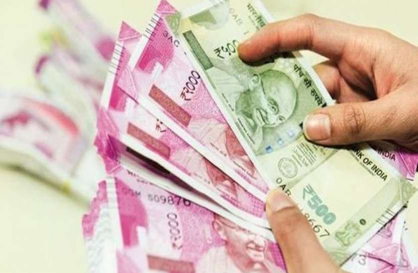 फास्टैग के लिए देने होंगे एक्सट्रा पैसे, तो बैंकों को लेकर एक मार्च से बदल रहे हैं ये नियम, जेब पर पेड़गा सीधा असर फास्टैग के लिए देने होंगे एक्स्ट्रा पैसे तो बैंकों को लेकर भी एक मार्च से बदल रहे हैं ये नियम, जेब पर पड़ेगा सीधा असर