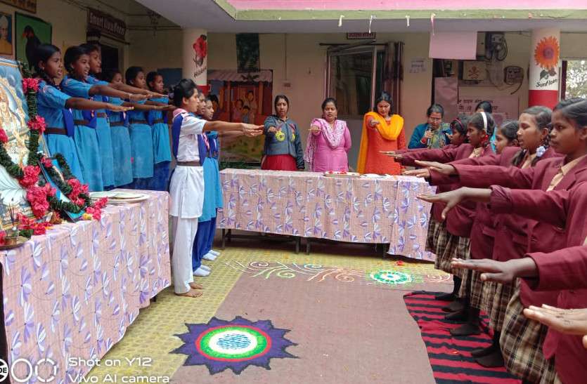 प्लास्टिक मुक्त भारत बनाने स्काउट्स-गाइड्स ने लिया संकल्प, प्लास्टिक को No और सफाई को Yes कहा