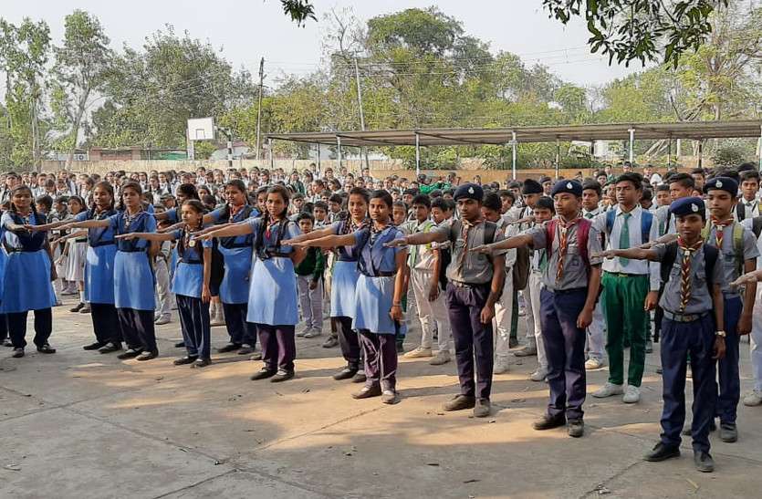 प्लास्टिक मुक्त भारत बनाने स्काउट्स-गाइड्स ने लिया संकल्प, प्लास्टिक को No और सफाई को Yes कहा प्लास्टिक मुक्त भारत बनाने स्काउट्स-गाइड्स ने लिया संकल्प, प्लास्टिक को No और सफाई को Yes कहा