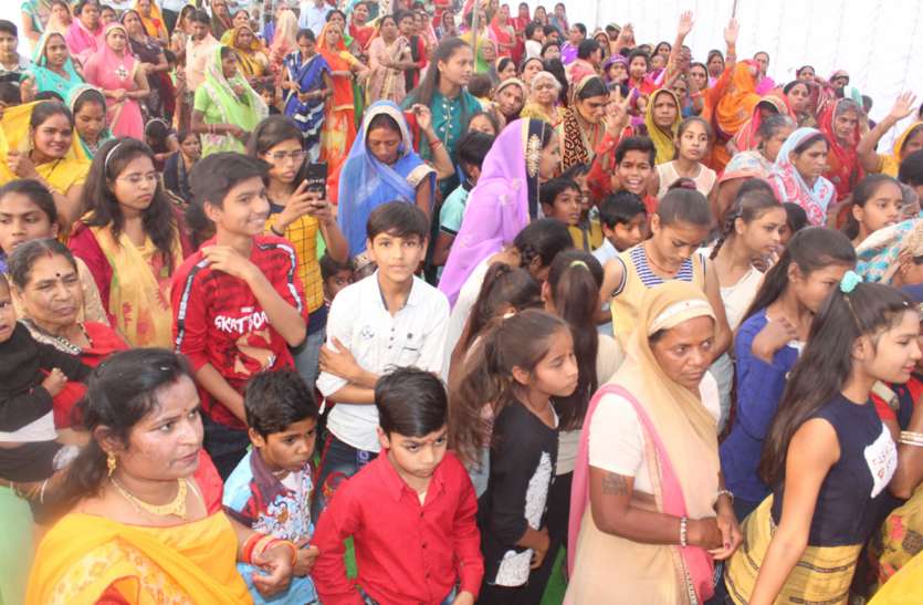 भागवत कथा भागवत कथा का श्रवण करने से श्रीकृष्ण की कृपा होती: महाराज