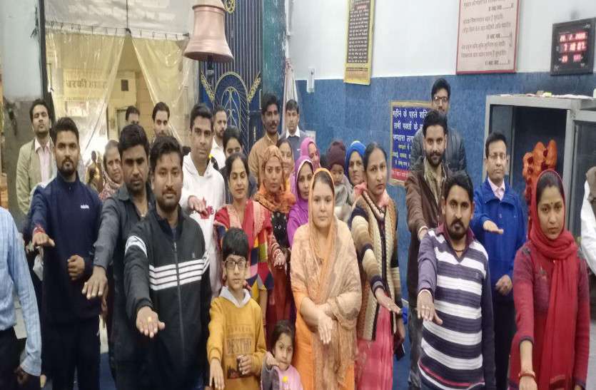प्लास्टिक से मुक्ति की ली शपथ प्लास्टिक से मुक्ति की ली शपथ