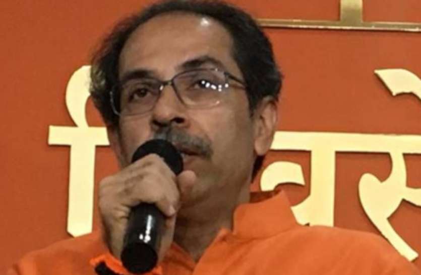 उद्धव ठाकरे पर बरसे महंत परमहंस दास, अयोध्या नहीं मक्का मदीना जाएं, यहां आए तो मैं खुद दिखाऊंगा काले झंडे उद्धव ठाकरे पर बरसे महंत परमहंस दास, अयोध्या नहीं मक्का मदीना जाएं, यहां आए तो मैं खुद दिखाऊंगा काले झंडे