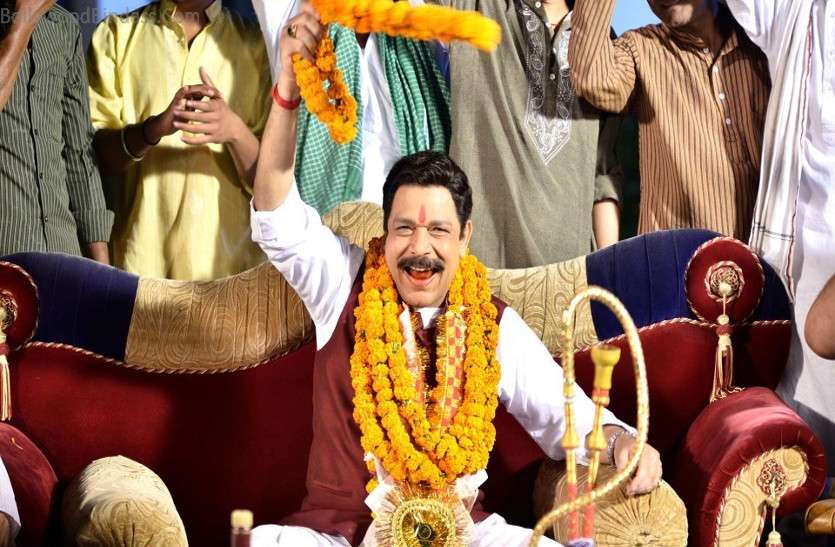 रायपुर पहुंचे ओह माय गॉड के सिद्धेश्वर महाराज, बोले- बापू की जीवनी से मिली आगे बढऩे की प्रेरणा
