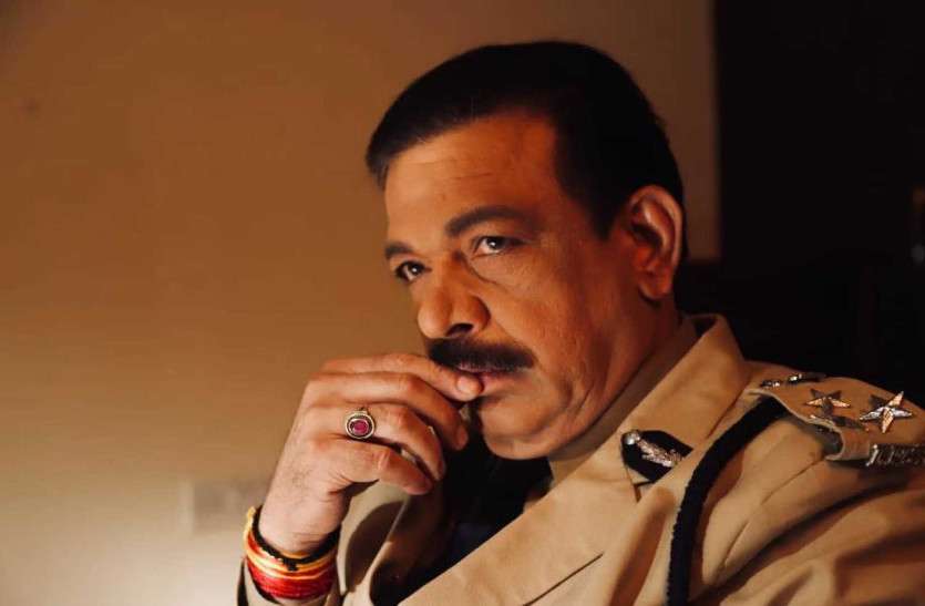 रायपुर पहुंचे ओह माय गॉड के सिद्धेश्वर महाराज, बोले- बापू की जीवनी से मिली आगे बढऩे की प्रेरणा