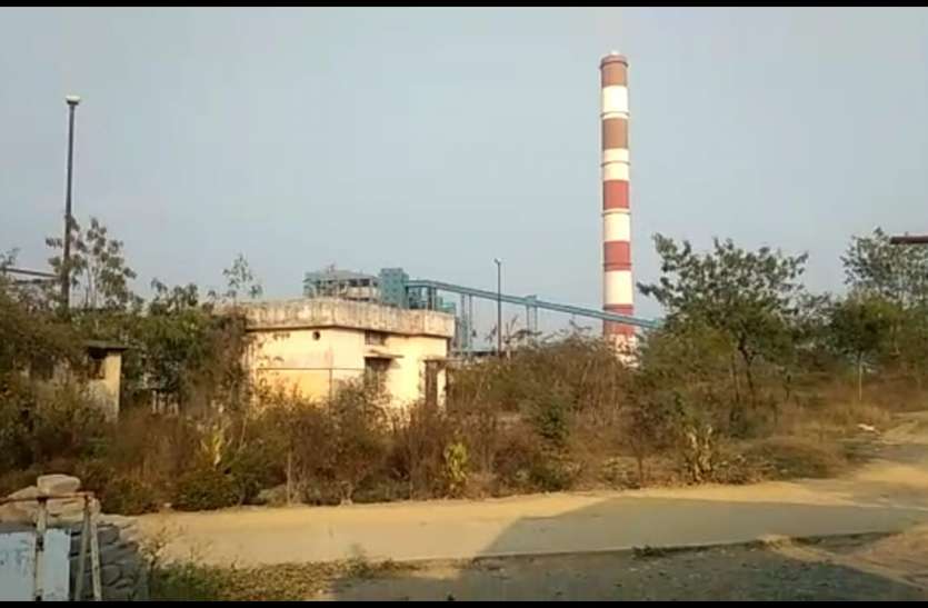 कृष्णा इंडस्ट्रीज में मजदूरों का शोषण, जिला पंचायत सदस्य ने खोला मोर्चा कृष्णा इंडस्ट्रीज में मजदूरों का शोषण, जिला पंचायत सदस्य ने खोला मोर्चा