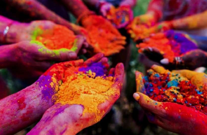Holi : a Joyful and Colorful Festival एक-दूसरे को रंग में रंगने से पहले जानिए होली से जुड़ी दिलचस्प कहानियां