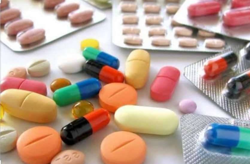 medicine shope license suspended कोरोना महामारी के कारण लॉकडाउन को दृष्टिगत रखते हुए अब इनको मिलेगी एक माह की दवा निःशुल्क मिलेगी