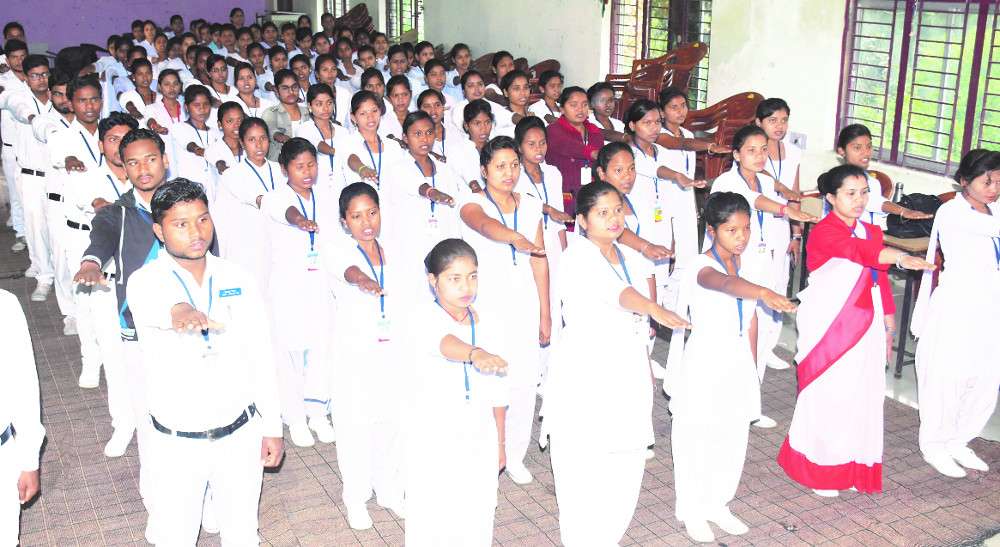 डाईट के कर्मचारियों व विद्यार्थियों ने प्लास्टिक मुक्त भारत निर्माण का लिया संकल्प
