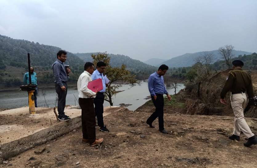 Road will be built up to every village settlement गांव की हर बस्ती तक बनेगी सड़क