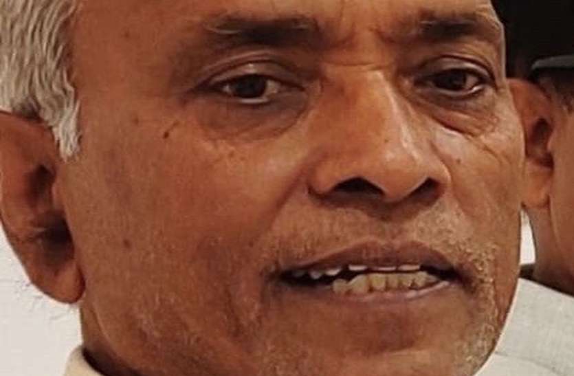 दिल्ली से शादी में आए रिटायर आयकर अधिकारी हुए लापता, दस दिन बाद इस हालत में देख परिजन चौंके दिल्ली से शादी में आए रिटायर आयकर अधिकारी हुए लापता, दस दिन बाद इस हालत में देख परिजन चौंके