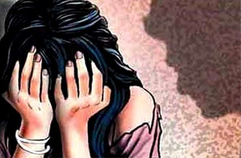Minor victim complains of gang-rape with speed post दुष्कर्म के आरोपी को गिरफ्तार कर नाबालिग को कराया मुक्त