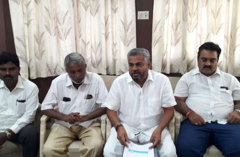 महादयी योजना के लिए एक हजार करोड़ रुपए दें सरकार महादयी योजना के लिए एक हजार करोड़ रुपए दें सरकार