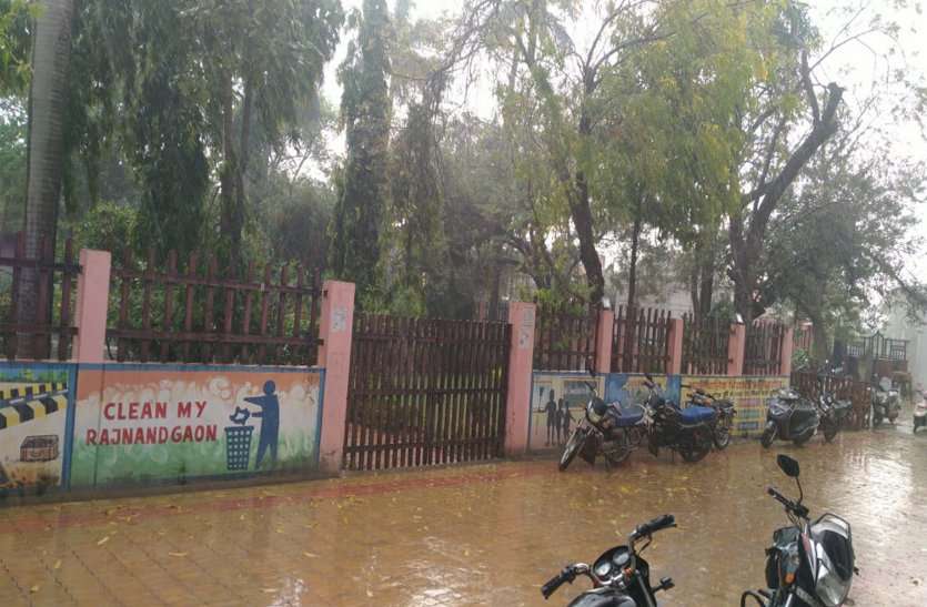 Sudden change of weather, rain and hail will also have adverse effect on health ... अचानक बदला मौसम, बारिश के साथ ओले भी पड़े, स्वास्थ्य पर पड़ेगा विपरीत असर ...