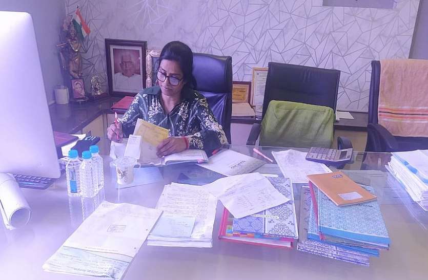 अकाउंट्स की एबीसीडी सीख प्रोसेसहाउस तक संभाला अकाउंट्स की एबीसीडी सीख प्रोसेसहाउस तक संभाला