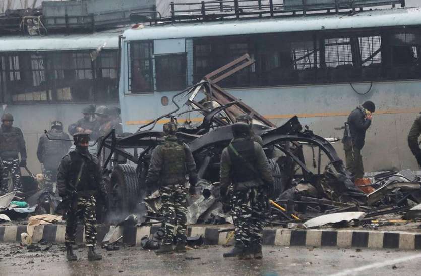 pulwama-terror-attack.jpg पुलवामा आतंकी हमला: बम बनाने का सामान Amazon से ऑनलाइन मंगाया गया था- NIA