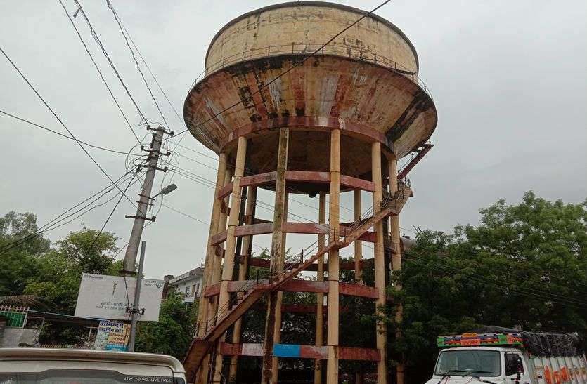 Foundation stone for drinking water project costing 58 lakhs 58 लाख लागत की पेयजल परियोजना का किया शिलान्यास
