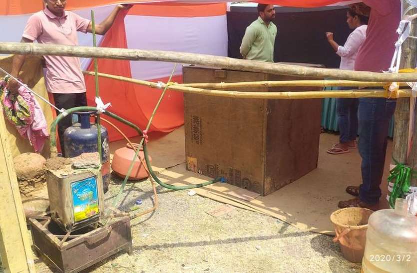 काम कर रही जुगाड़ वाली स्टीम थेरेपी काम कर रही जुगाड़ वाली स्टीम थेरेपी