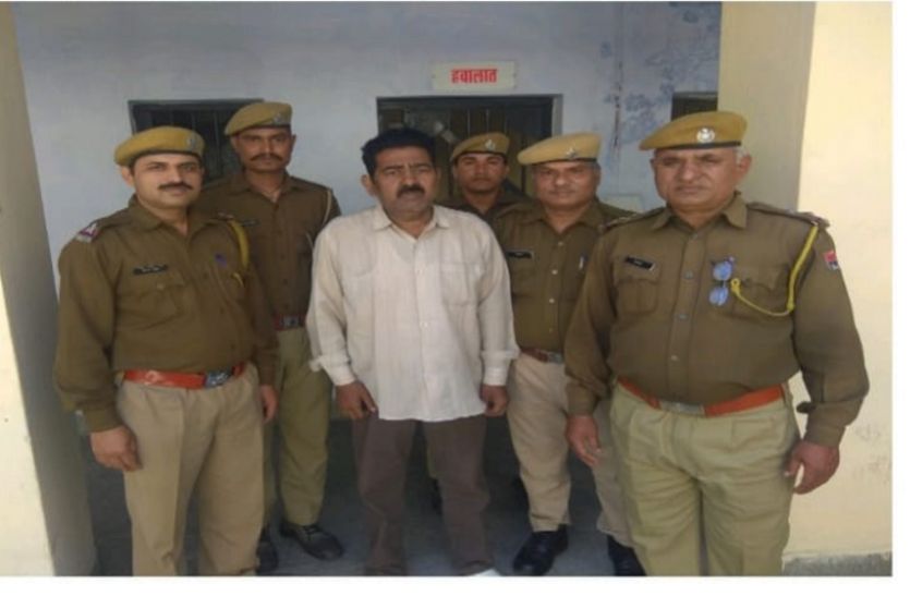 धोखाधड़ी के आरोपी को दबोचा, तो खुलते गए मामले... धोखाधड़ी के आरोपी को दबोचा, तो खुलते गए मामले...